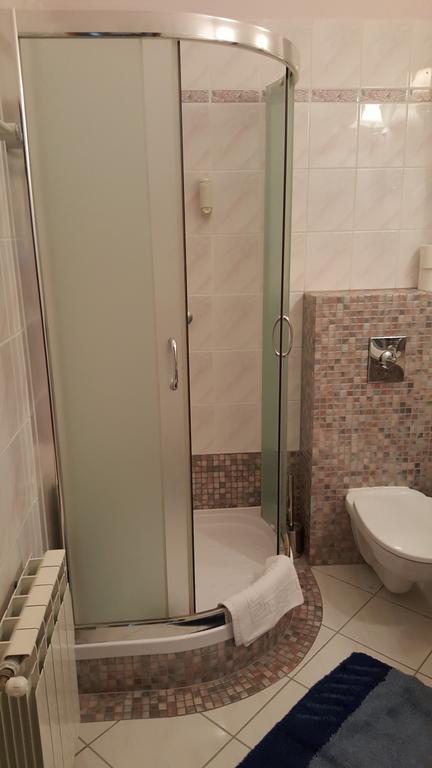 Hotel Villa Romantica ชกลาร์สกา ปอเรมบา ภายนอก รูปภาพ