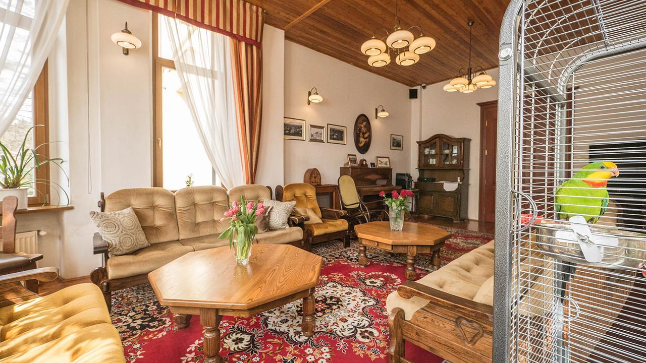 Hotel Villa Romantica ชกลาร์สกา ปอเรมบา ภายนอก รูปภาพ